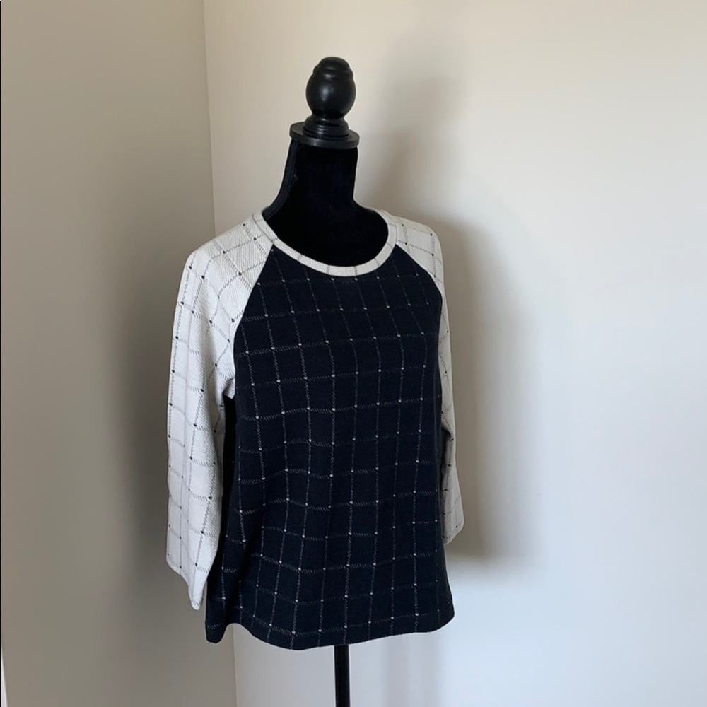 Navy & white/cream raglan sleeve shirt